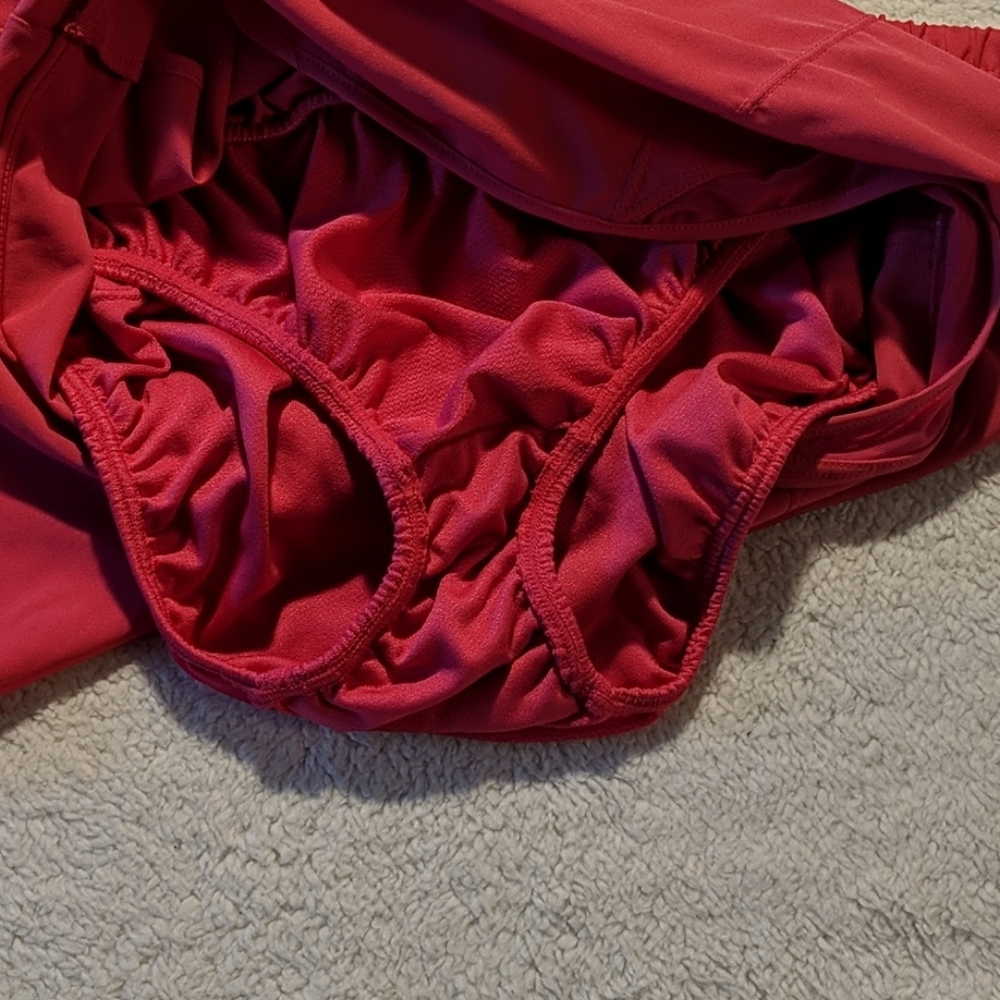 Skechers running shorts - Picture 4 of 8